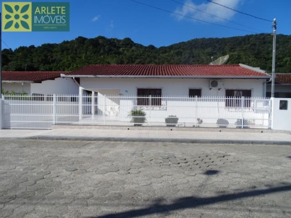 Casa - Porto Belo SC