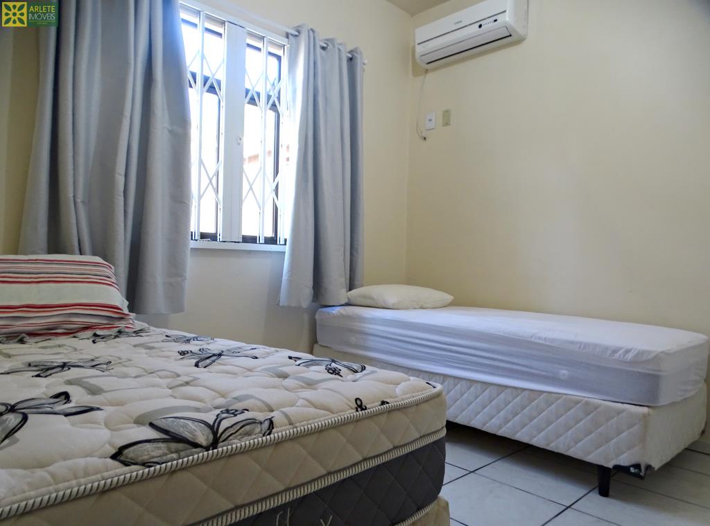 0_28360_276706